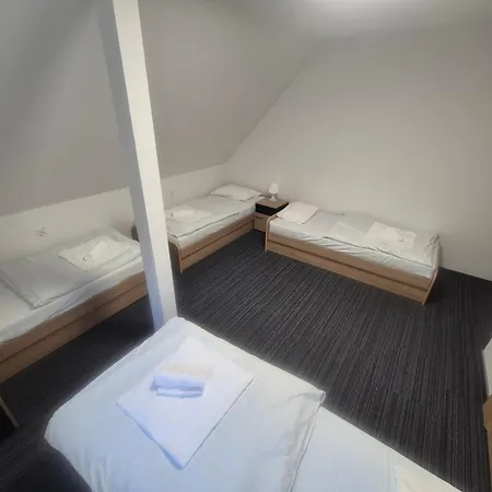 Отель Osrodek Wypoczynkowy Caritas Валч